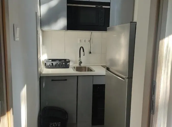 Lair Апартаменты Мишкольц